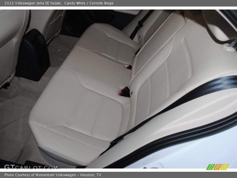 Candy White / Cornsilk Beige 2013 Volkswagen Jetta SE Sedan