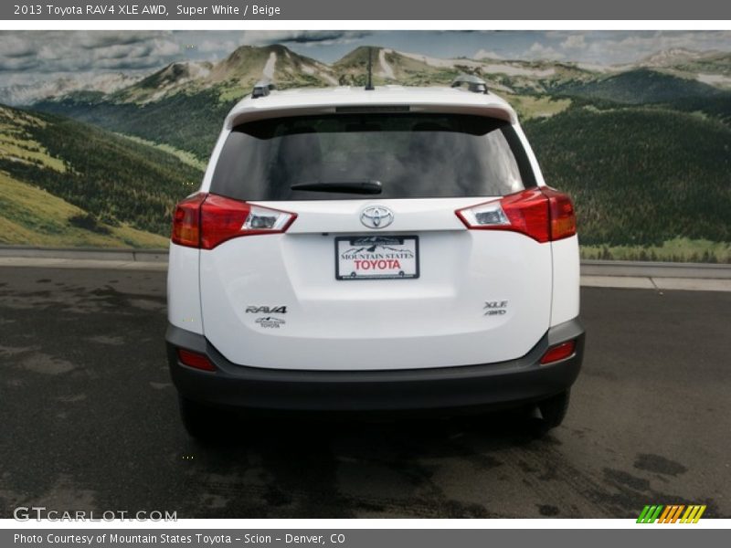 Super White / Beige 2013 Toyota RAV4 XLE AWD