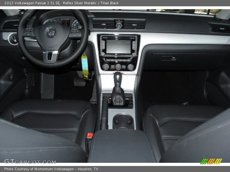 Reflex Silver Metallic / Titan Black 2013 Volkswagen Passat 2.5L SE