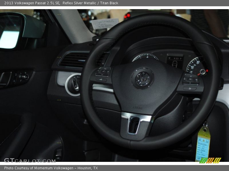 Reflex Silver Metallic / Titan Black 2013 Volkswagen Passat 2.5L SE