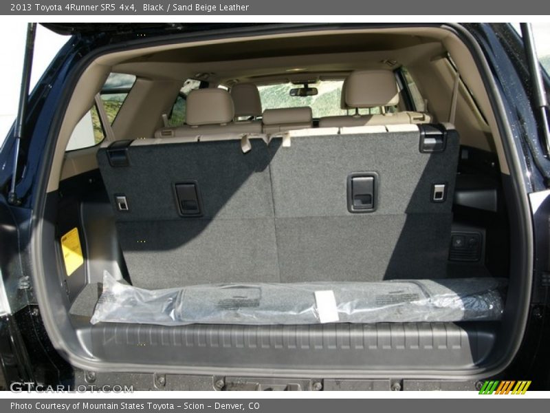 Black / Sand Beige Leather 2013 Toyota 4Runner SR5 4x4