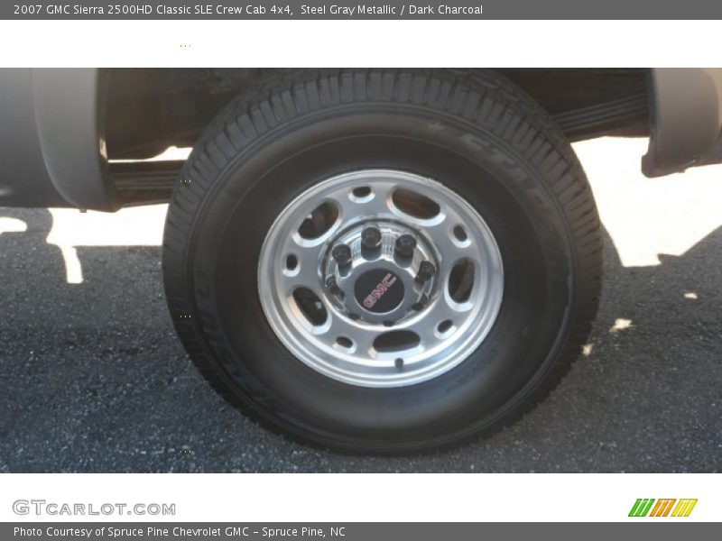 2007 Sierra 2500HD Classic SLE Crew Cab 4x4 Wheel