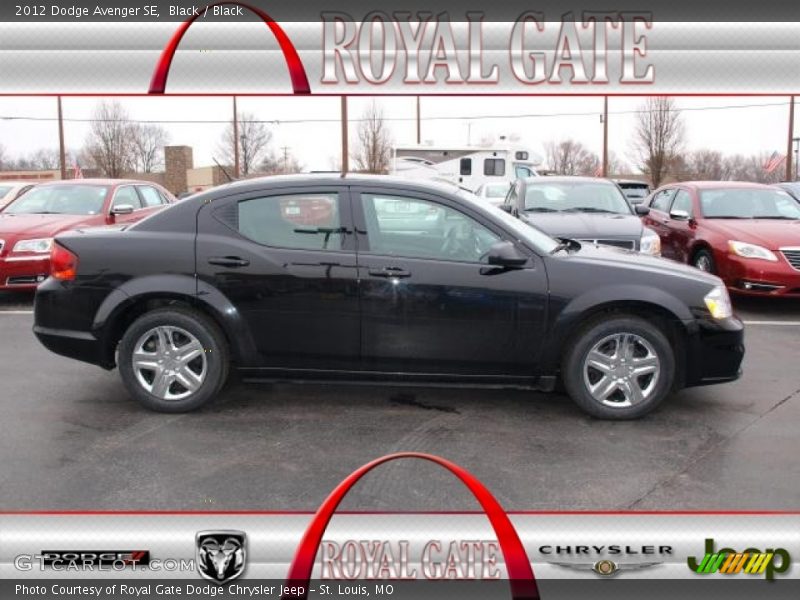 Black / Black 2012 Dodge Avenger SE