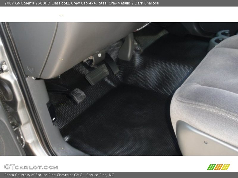 Steel Gray Metallic / Dark Charcoal 2007 GMC Sierra 2500HD Classic SLE Crew Cab 4x4