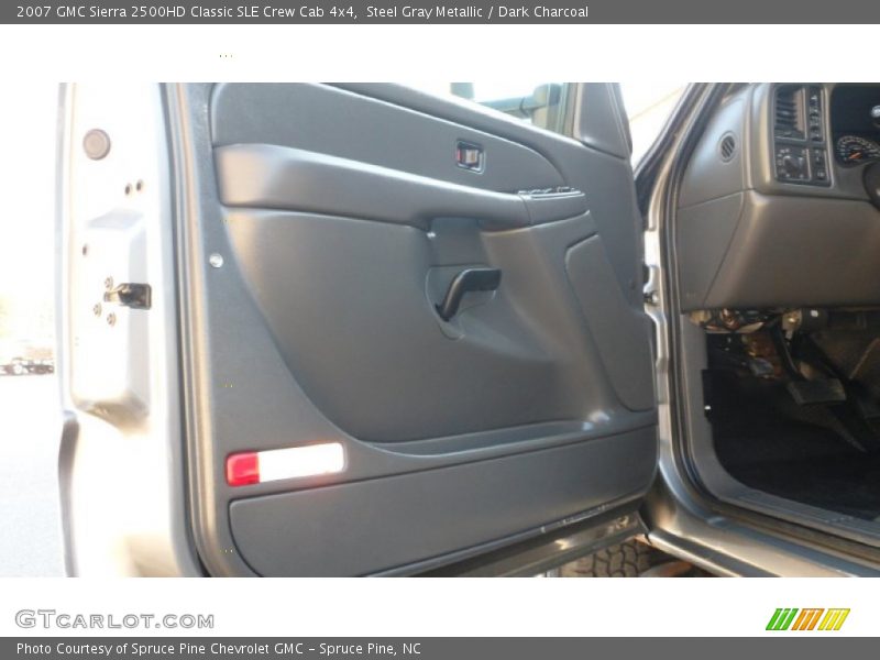 Steel Gray Metallic / Dark Charcoal 2007 GMC Sierra 2500HD Classic SLE Crew Cab 4x4