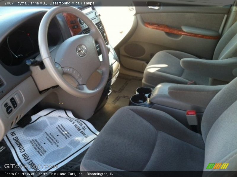 Desert Sand Mica / Taupe 2007 Toyota Sienna XLE