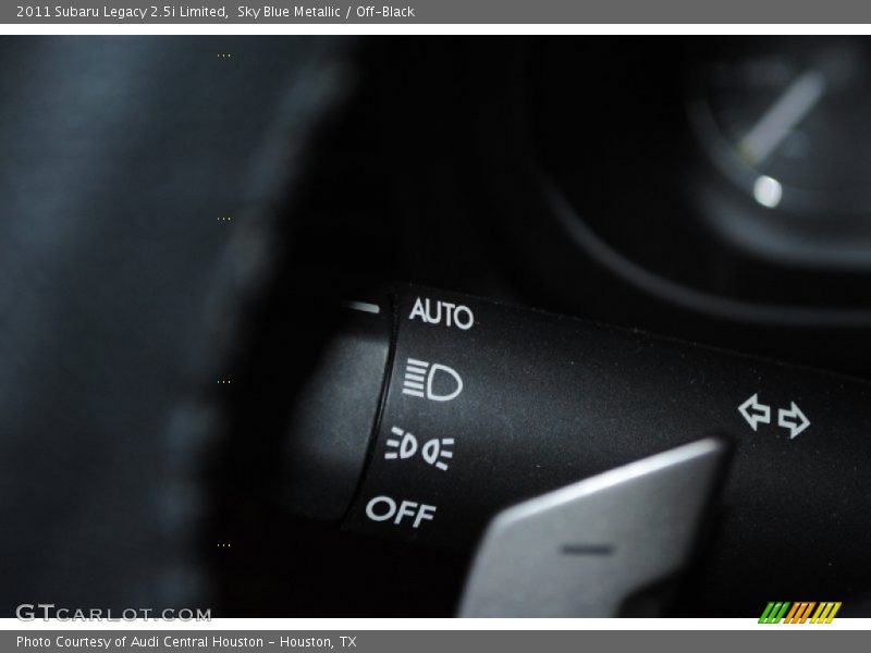 Sky Blue Metallic / Off-Black 2011 Subaru Legacy 2.5i Limited