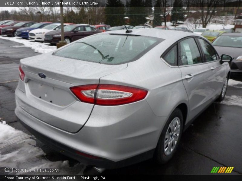 Ingot Silver Metallic / Earth Gray 2013 Ford Fusion S