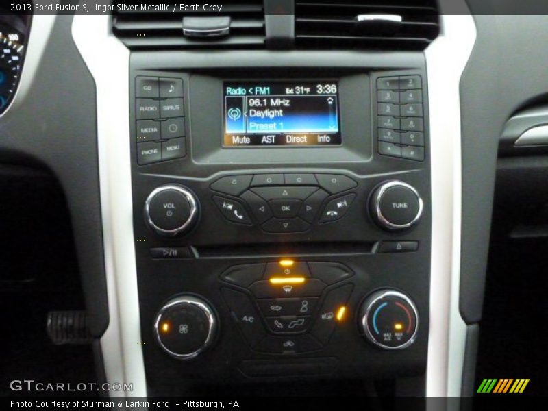 Ingot Silver Metallic / Earth Gray 2013 Ford Fusion S