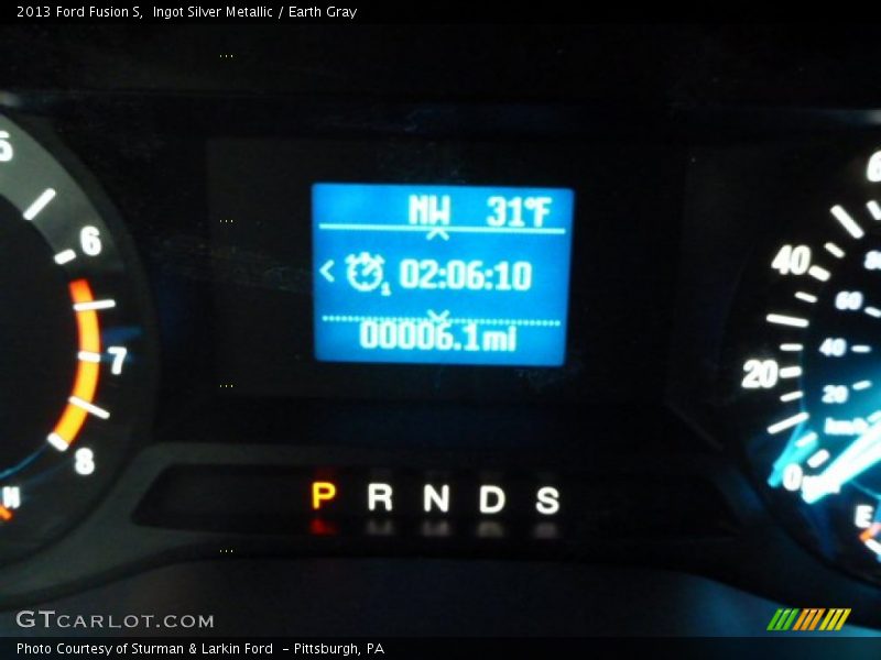 Ingot Silver Metallic / Earth Gray 2013 Ford Fusion S