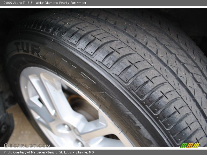 White Diamond Pearl / Parchment 2009 Acura TL 3.5