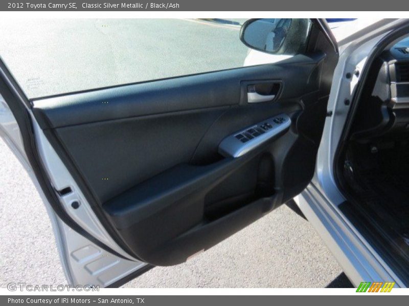 Classic Silver Metallic / Black/Ash 2012 Toyota Camry SE