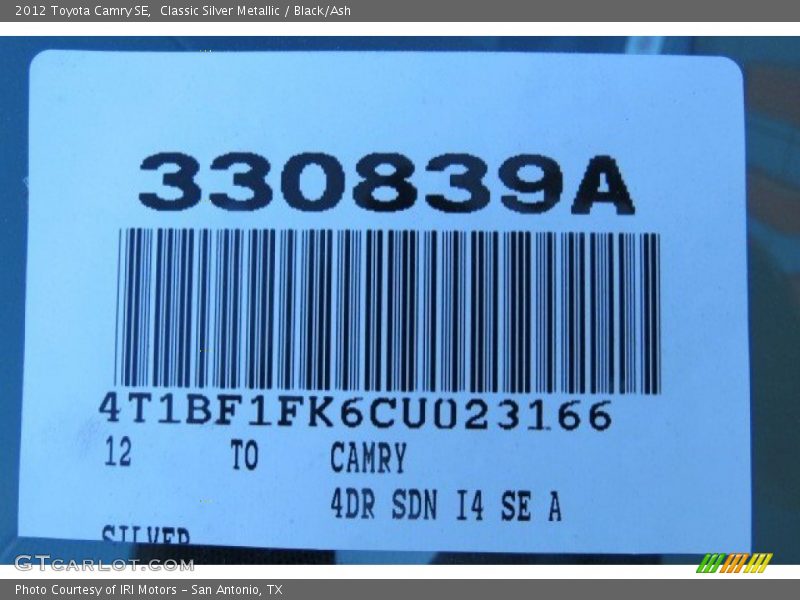 Classic Silver Metallic / Black/Ash 2012 Toyota Camry SE
