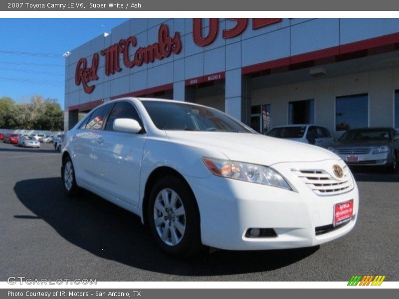 Super White / Ash 2007 Toyota Camry LE V6