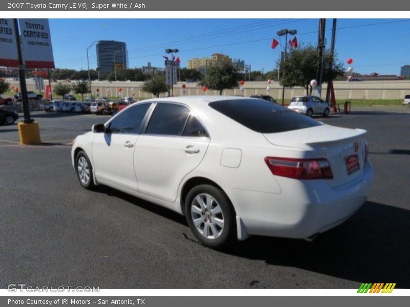 Super White / Ash 2007 Toyota Camry LE V6