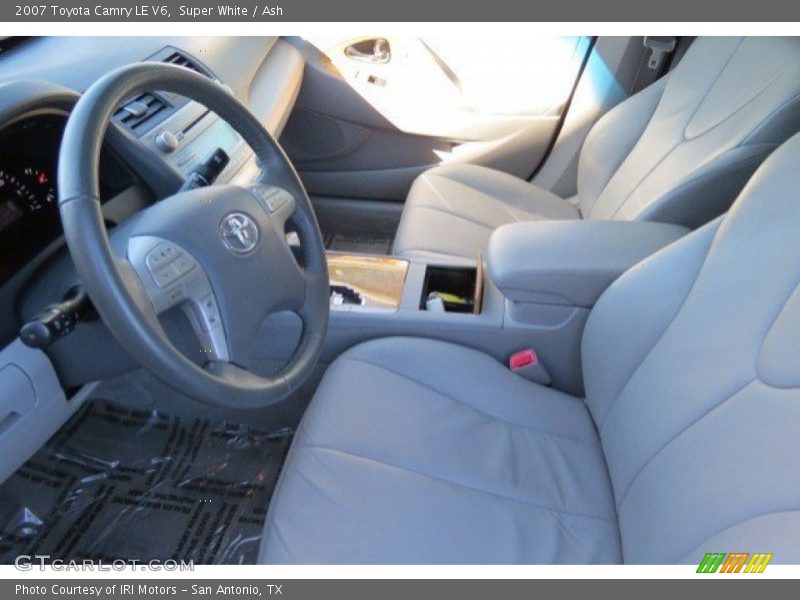 Super White / Ash 2007 Toyota Camry LE V6