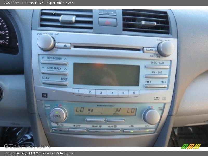 Super White / Ash 2007 Toyota Camry LE V6