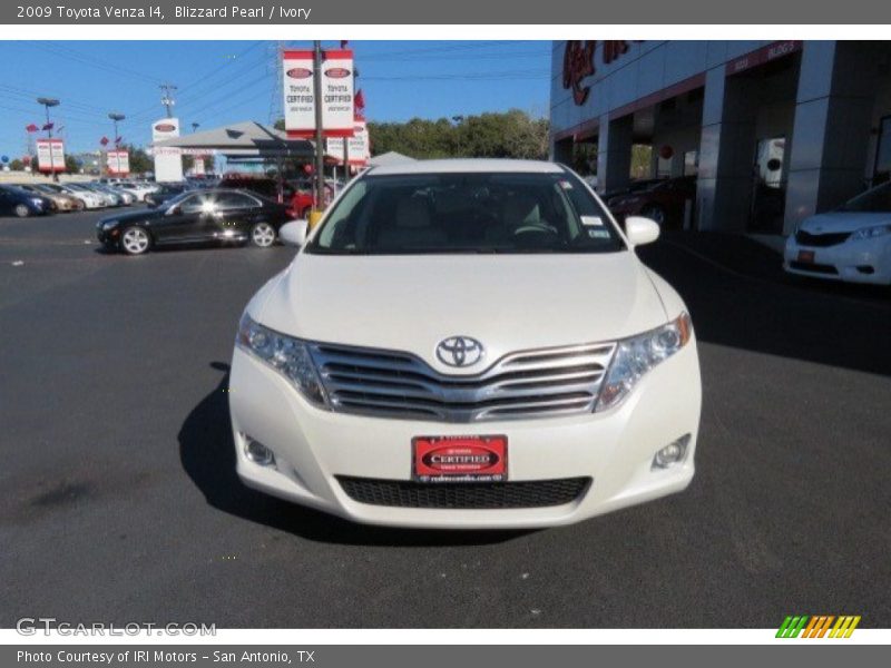 Blizzard Pearl / Ivory 2009 Toyota Venza I4