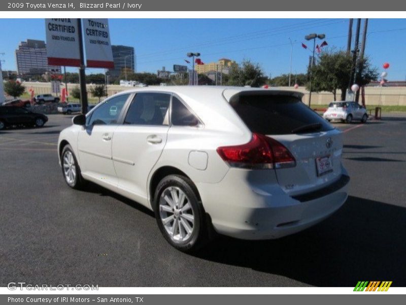 Blizzard Pearl / Ivory 2009 Toyota Venza I4
