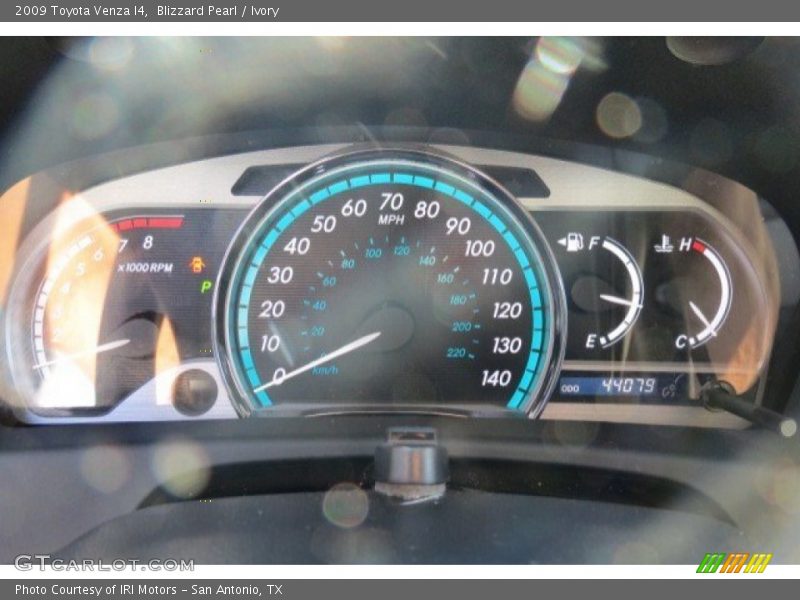 Blizzard Pearl / Ivory 2009 Toyota Venza I4