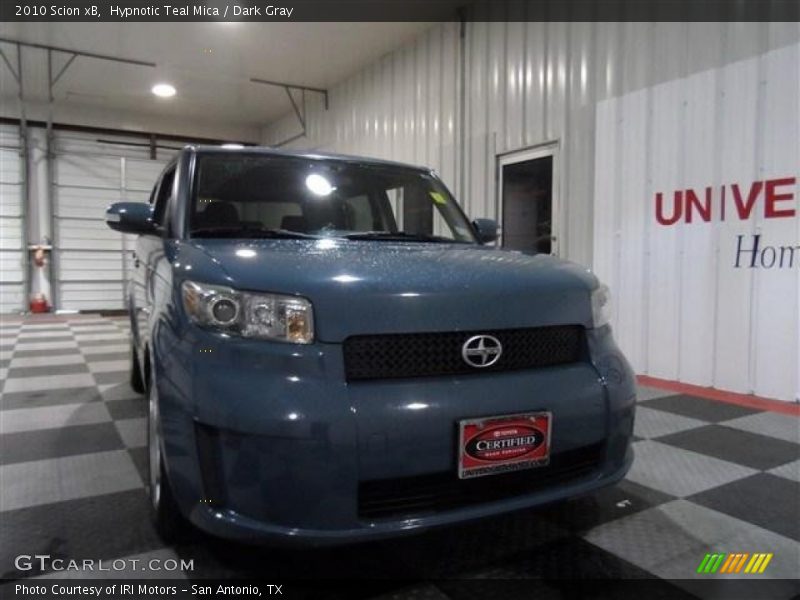 Hypnotic Teal Mica / Dark Gray 2010 Scion xB