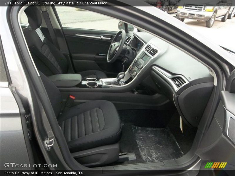 Sterling Gray Metallic / Charcoal Black 2013 Ford Fusion SE