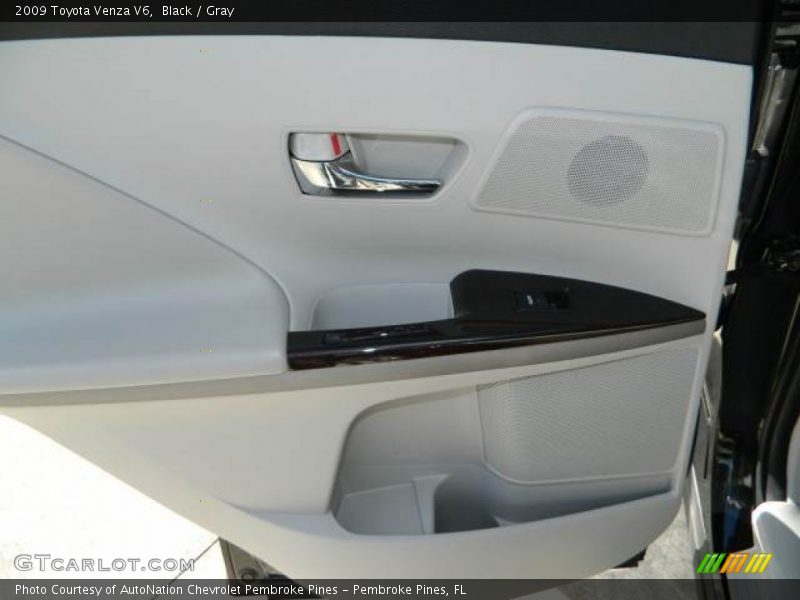 Black / Gray 2009 Toyota Venza V6
