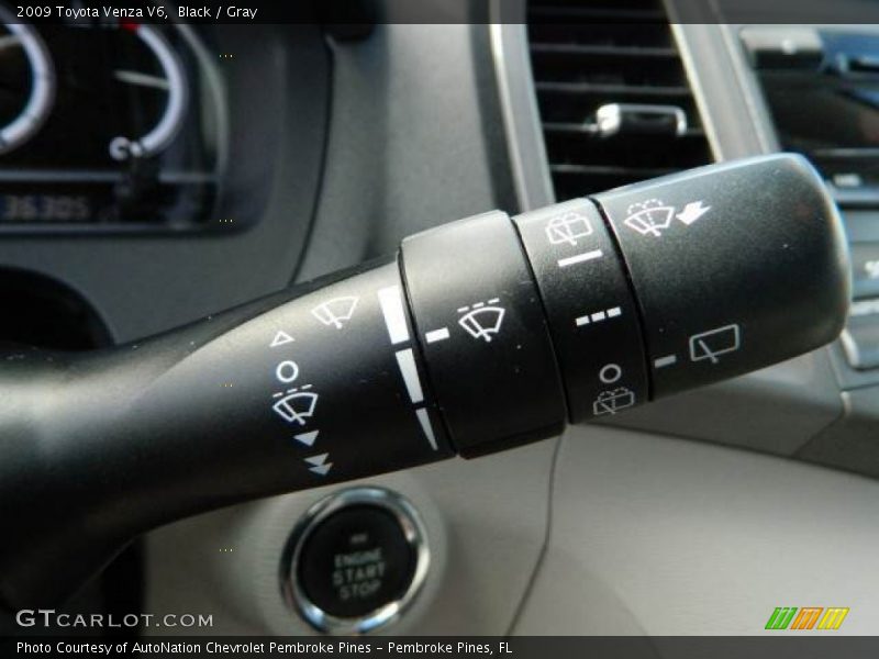 Black / Gray 2009 Toyota Venza V6