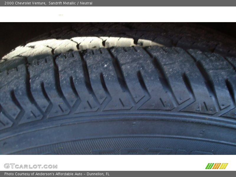 Sandrift Metallic / Neutral 2000 Chevrolet Venture