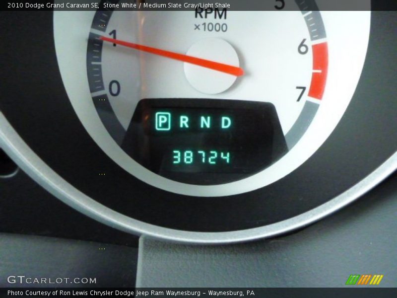 Stone White / Medium Slate Gray/Light Shale 2010 Dodge Grand Caravan SE