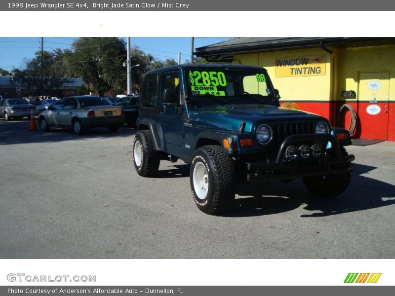 Bright Jade Satin Glow / Mist Grey 1998 Jeep Wrangler SE 4x4