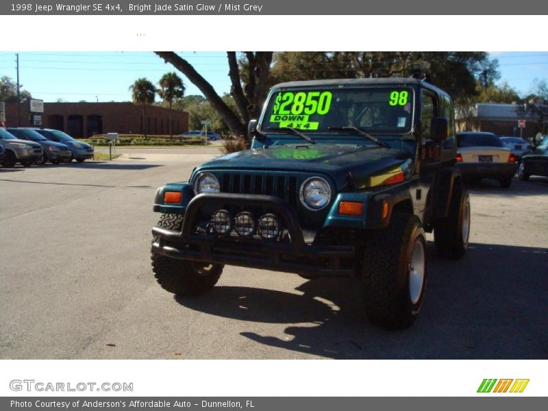 Bright Jade Satin Glow / Mist Grey 1998 Jeep Wrangler SE 4x4
