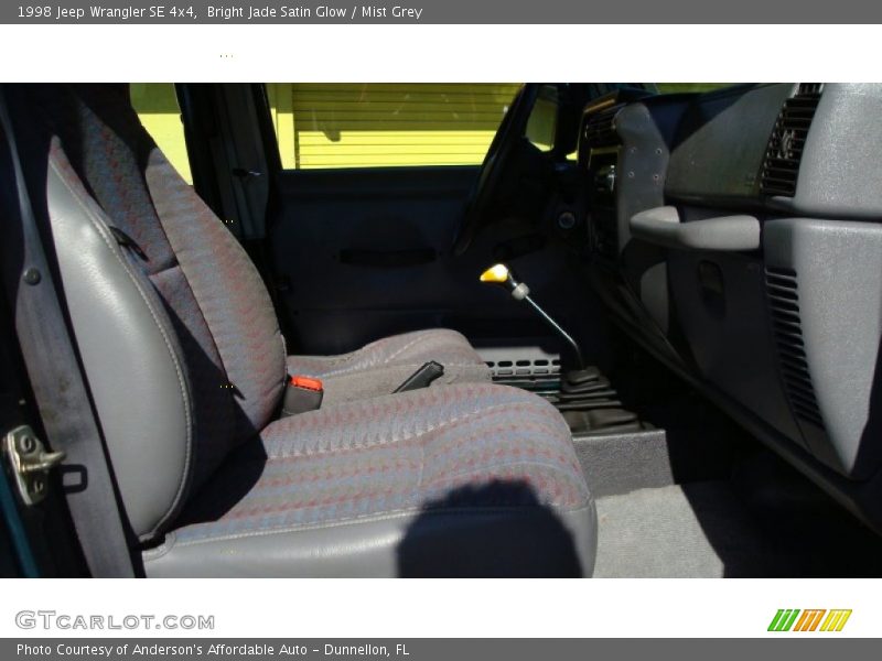 Bright Jade Satin Glow / Mist Grey 1998 Jeep Wrangler SE 4x4