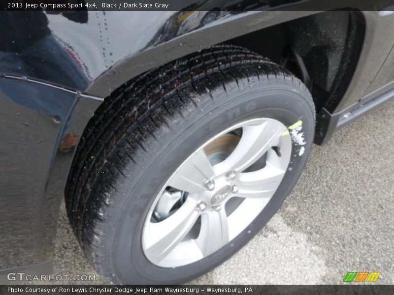 Black / Dark Slate Gray 2013 Jeep Compass Sport 4x4