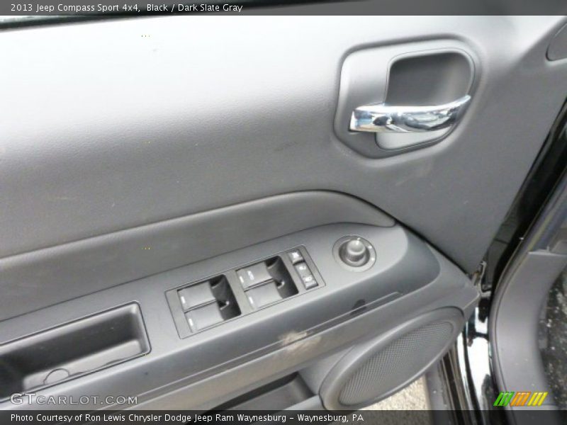 Black / Dark Slate Gray 2013 Jeep Compass Sport 4x4