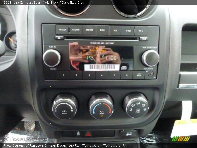 Black / Dark Slate Gray 2013 Jeep Compass Sport 4x4
