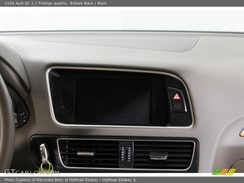 Brilliant Black / Black 2009 Audi Q5 3.2 Prestige quattro