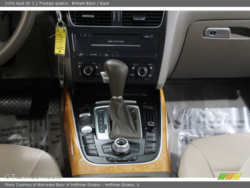 Brilliant Black / Black 2009 Audi Q5 3.2 Prestige quattro