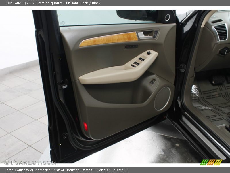 Brilliant Black / Black 2009 Audi Q5 3.2 Prestige quattro