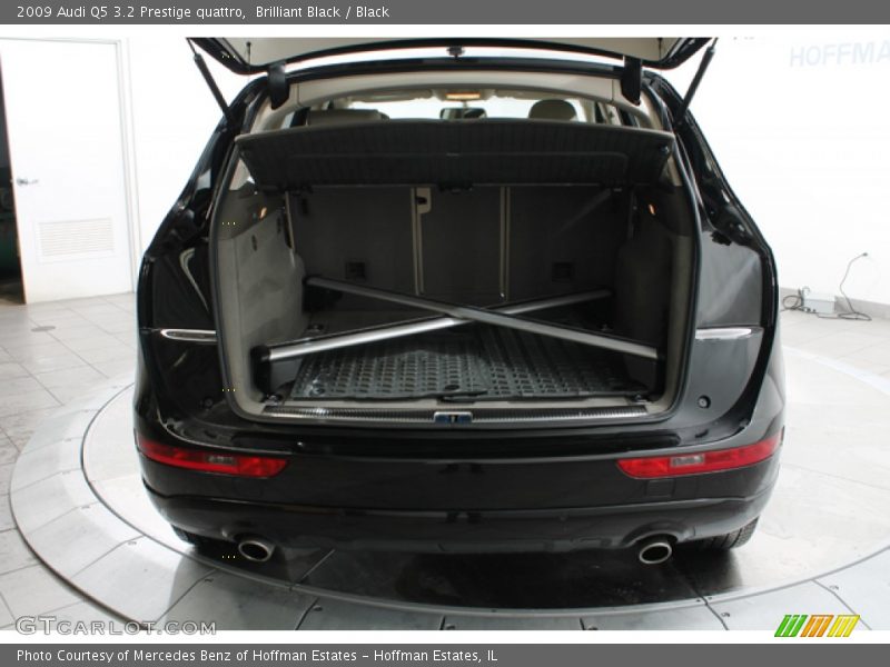 Brilliant Black / Black 2009 Audi Q5 3.2 Prestige quattro