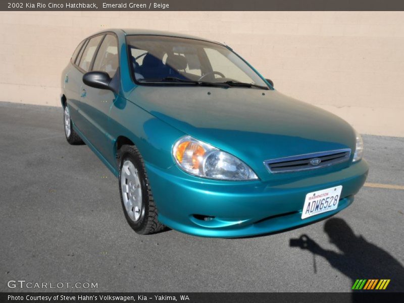 Emerald Green / Beige 2002 Kia Rio Cinco Hatchback