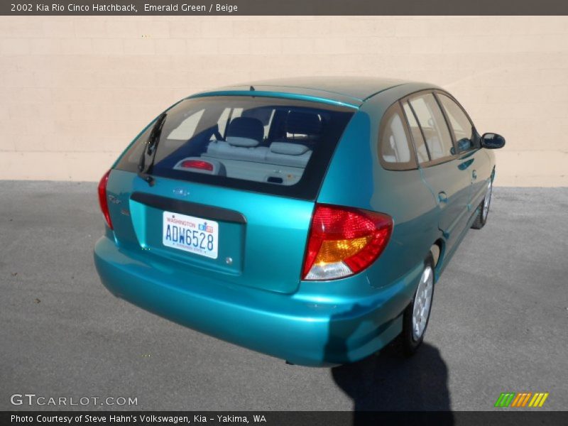 Emerald Green / Beige 2002 Kia Rio Cinco Hatchback