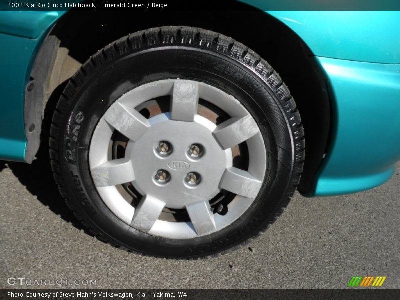 Emerald Green / Beige 2002 Kia Rio Cinco Hatchback