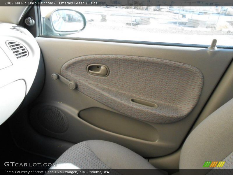 Emerald Green / Beige 2002 Kia Rio Cinco Hatchback