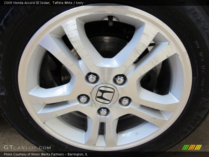 Taffeta White / Ivory 2006 Honda Accord SE Sedan