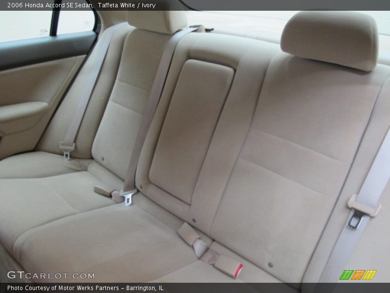 Taffeta White / Ivory 2006 Honda Accord SE Sedan
