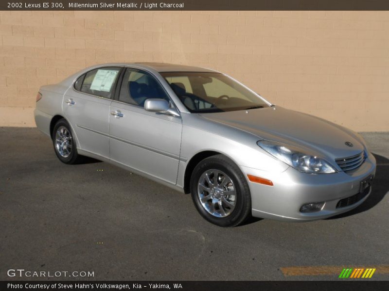 Millennium Silver Metallic / Light Charcoal 2002 Lexus ES 300