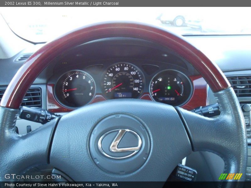 Millennium Silver Metallic / Light Charcoal 2002 Lexus ES 300