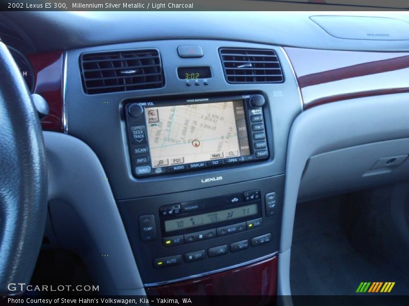 Millennium Silver Metallic / Light Charcoal 2002 Lexus ES 300