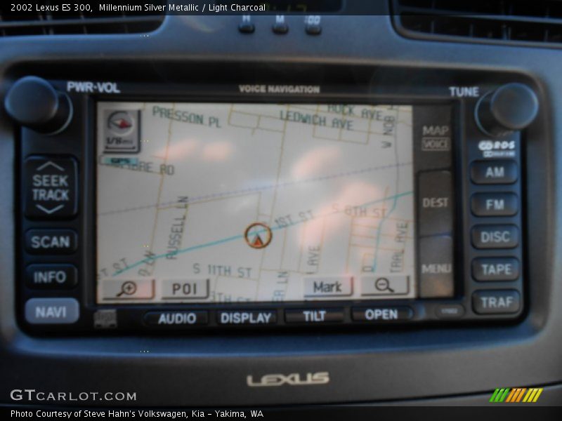 Millennium Silver Metallic / Light Charcoal 2002 Lexus ES 300